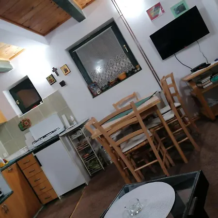 Apartment Jarebika